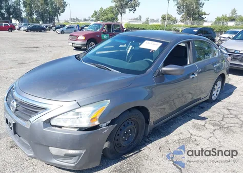 2015 Nissan Altima 2.5 S from USA, damaged, VIN 1N4AL3AP1FN313147